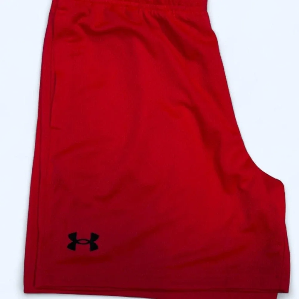 Under Armour pink shorts NWT YLG‎